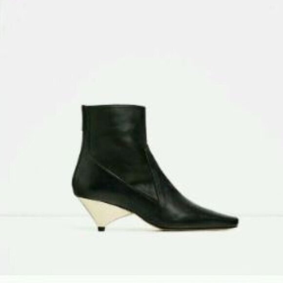 ZARA WOMAN SS LAMINATED LEATHER Triangular-shaped heel ANKLE BOOTS - Size 36 - Picture 3 of 14